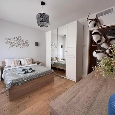 Oscar Apartment